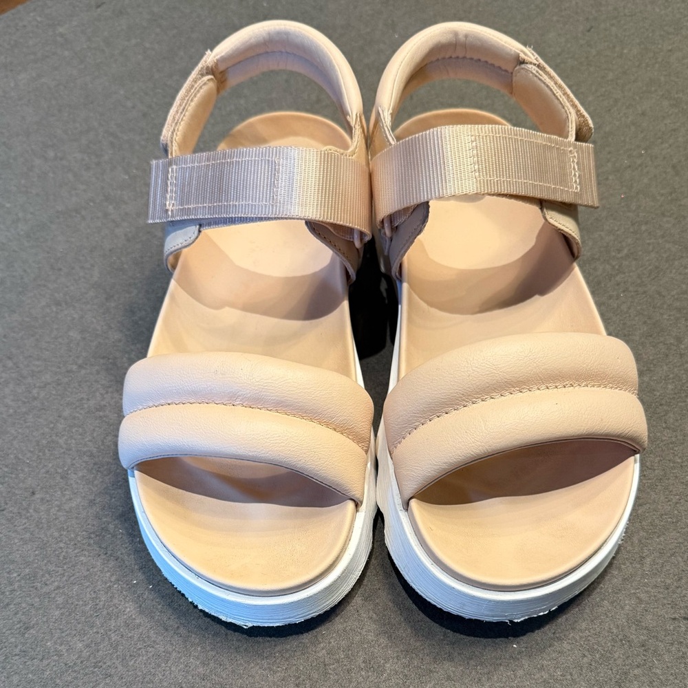 Sorel Viibe Platform Sandals in Sand Beige